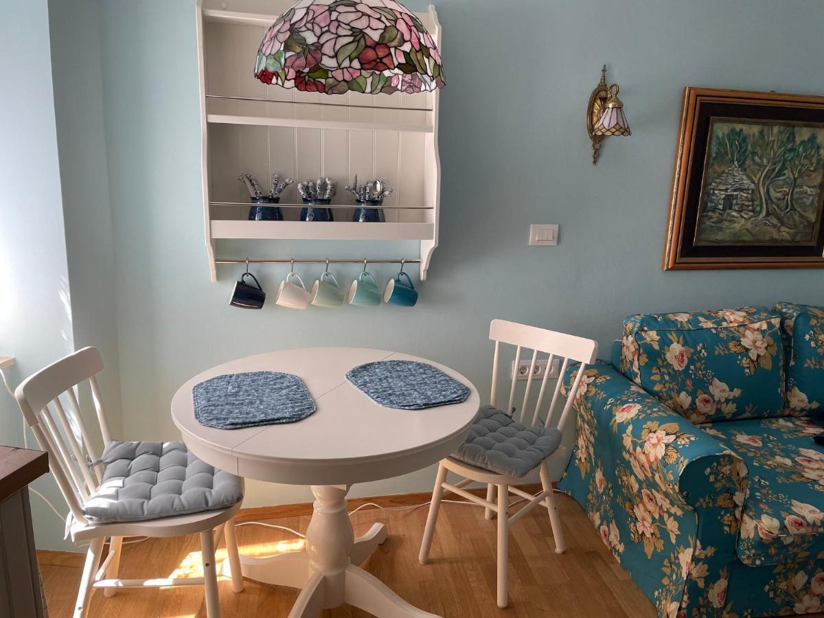 Studio Apartment Sweet Dreams Ровинь Экстерьер фото