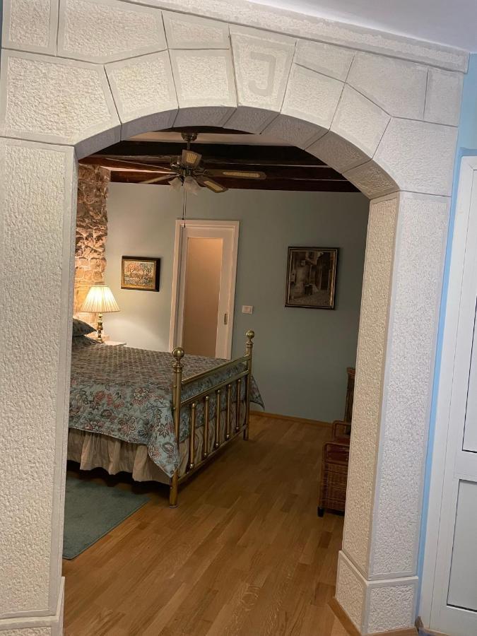 Studio Apartment Sweet Dreams Ровинь Экстерьер фото